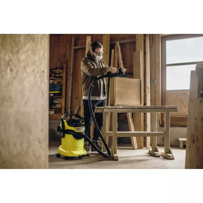 Mucas putekļsūcējs Karcher KWD 3 V-17/4/20/F — 17 L, 1000 W, sausā un mitrā tīrīšana, 2 m šļūtene