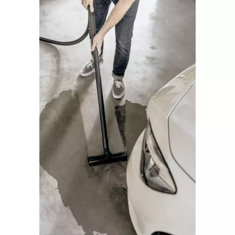 Mucas putekļsūcējs Karcher KWD 3 V-17/4/20/F — 17 L, 1000 W, sausā un mitrā tīrīšana, 2 m šļūtene