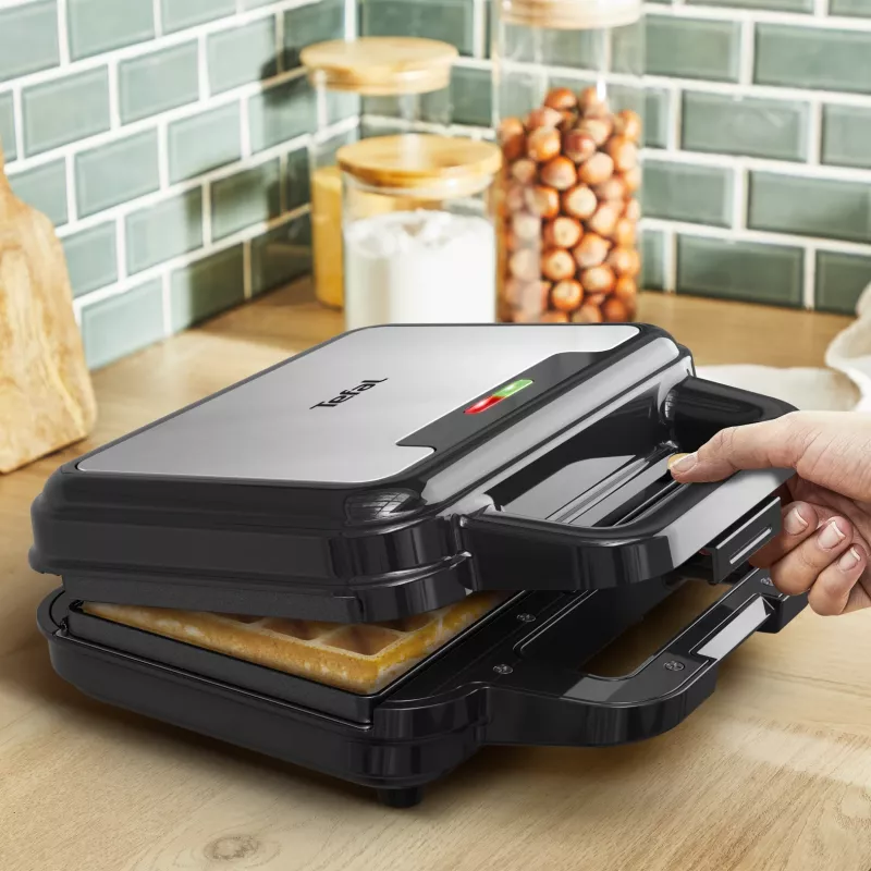 Tefal SW383D10 sviestmaižu krāsns 700 W, melna, nerūsējošais tērauds