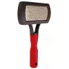 Birste Trixie 2301 gumijas kopšanas birste kaķiem un suņiem, ergonomisks neslīdošs rokturis, sarkana/melna
