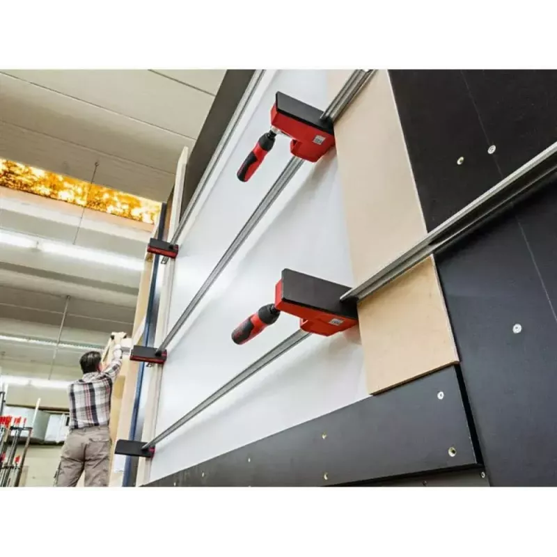 Bessey korpusa skava REVO KRE 1250/95 (modelis KRE125-2K) - regulējama 1250 mm stienis, 95 mm dziļums
