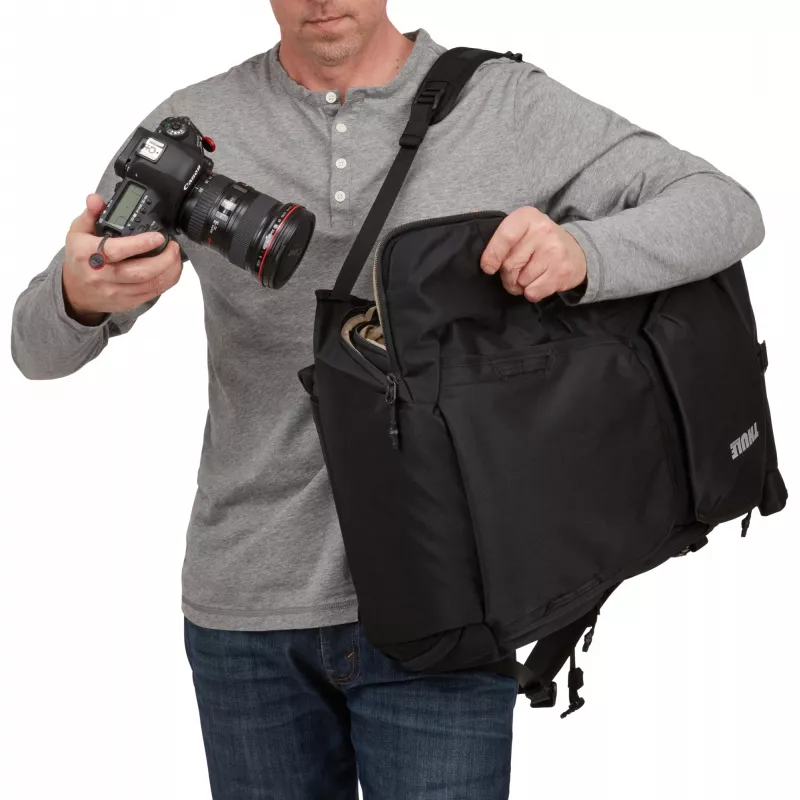 Thule Covert TCDK232 mugursoma, melna