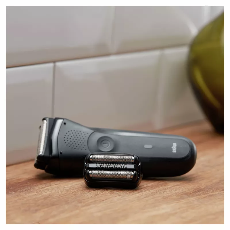 Braun Series 3 21B elektriskā skuvekļa galvas rezerves kasete – melna