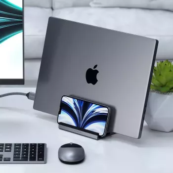 Klēpjdatora un planšetdatora statīvs Satechi ST-ADVSM sudraba krāsā, saderīgs ar MacBook Pro