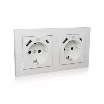 ICY BOX IB-MPS4200W-PD kontaktligzda F tips + USB A + USB C balta