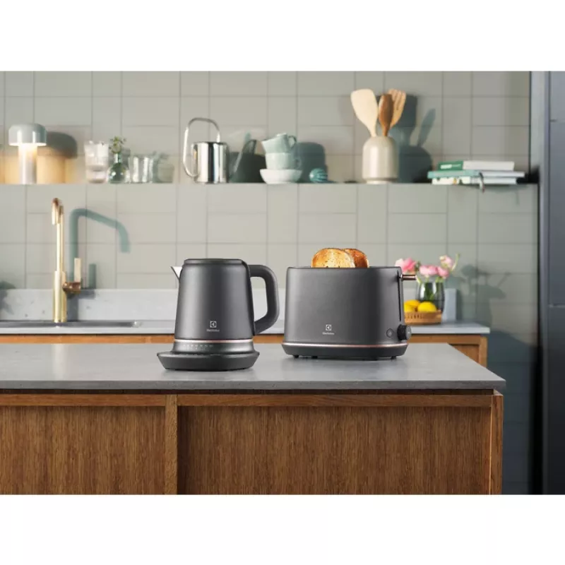 Tosteris Electrolux E7T1-6BP 2 šķēles 980 W Melns