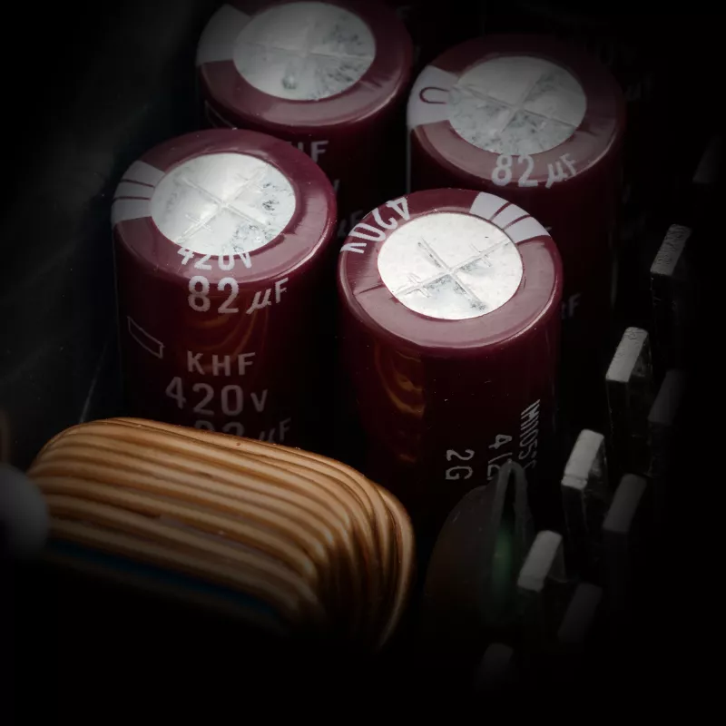 XPG PYMCORE 750w SFX GOLD barošanas bloks, 750 W, 100 - 240 V, 50/60 Hz, 10 A, 20 A, 62.4 A