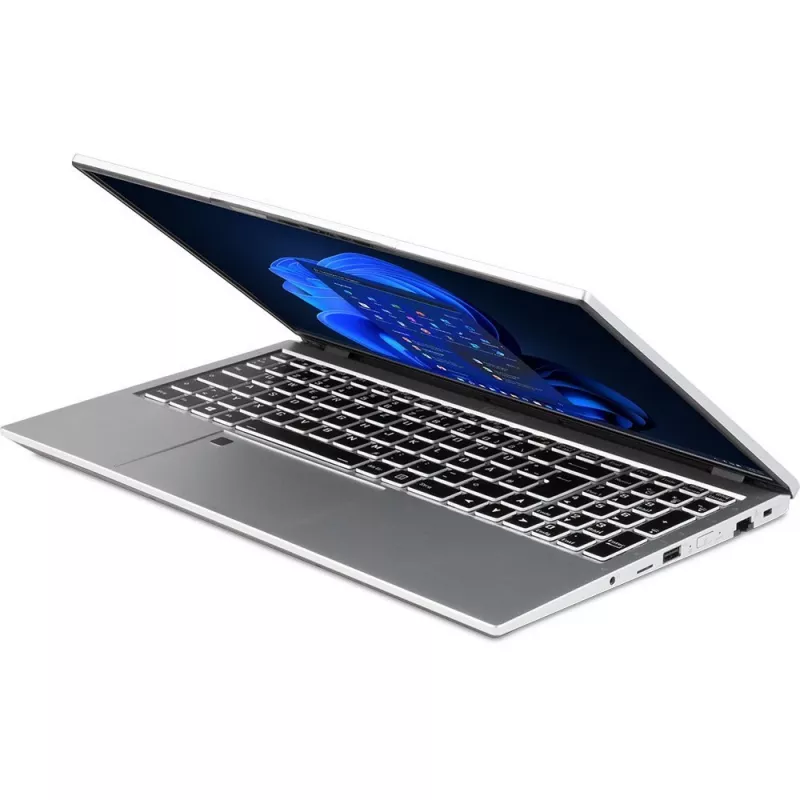 Portatīvais dators TERRA MOBILE 1220800 Intel Core i7 15.6 collu Full HD 16GB DDR5 500GB SSD