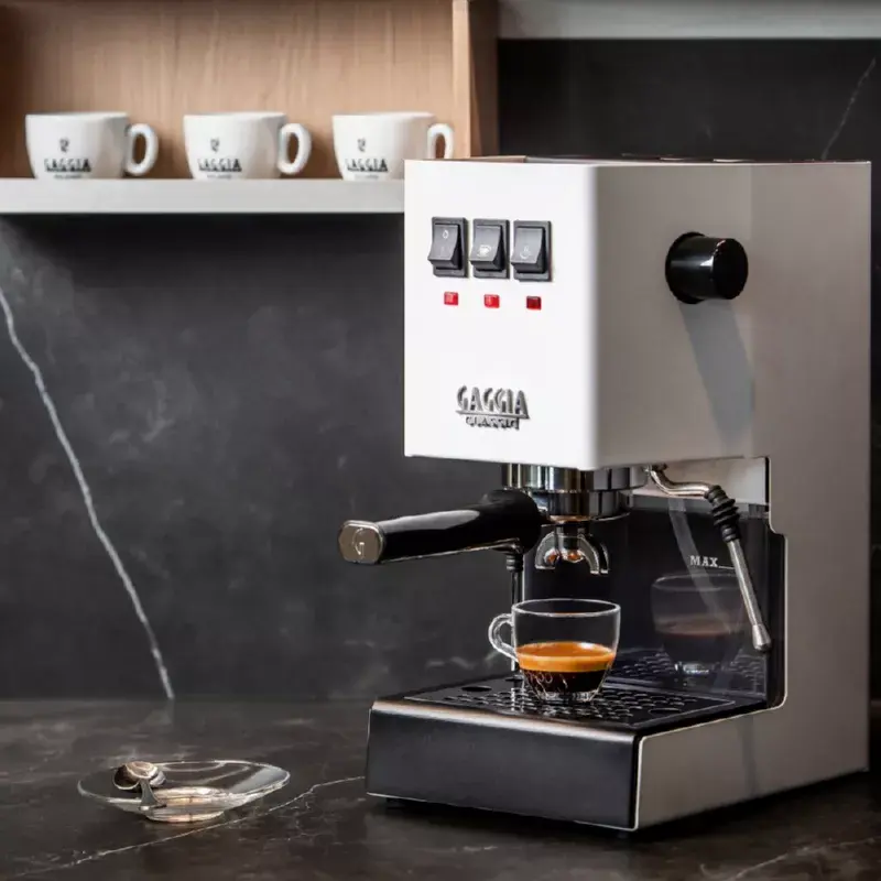 Gaggia Classic E24 Manuālais espresso aparāts 2,1 L