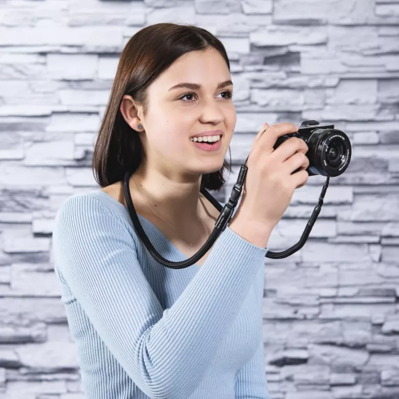 Hama Braid 120 siksna digitālajai kamerai neilons melns
