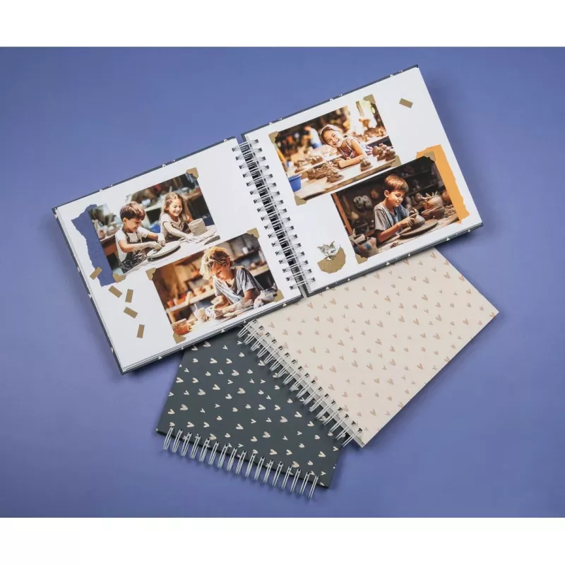 Hama Lovely fotoalbums zilā krāsā 100 lapas 10 x 15 cm Spirālveida iesējums