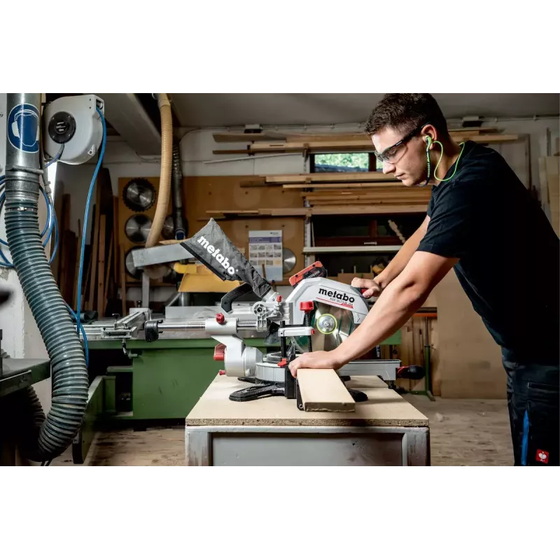 Zāģis Metabo KGS 18 LTX BL 254