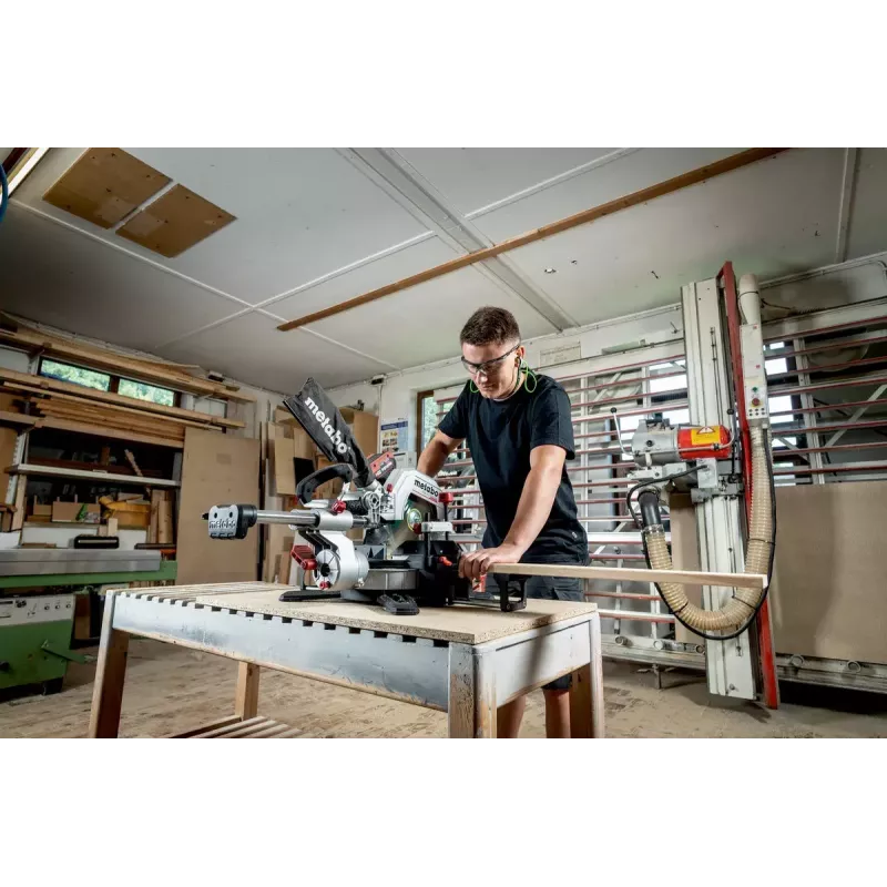 Zāģis Metabo KGS 18 LTX BL 254