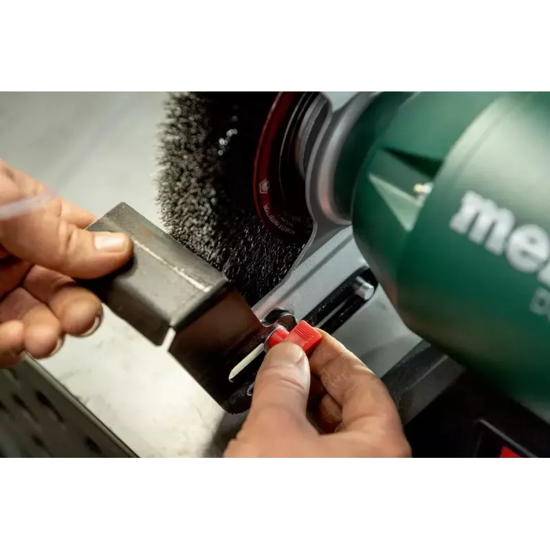 Metabo BS 200 Plus stenda slīpmašīna