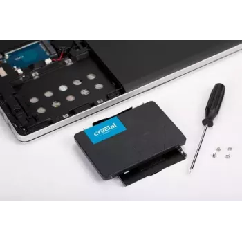 SSD disks Crucial 2 TB 2.5 collas SATA III BX500