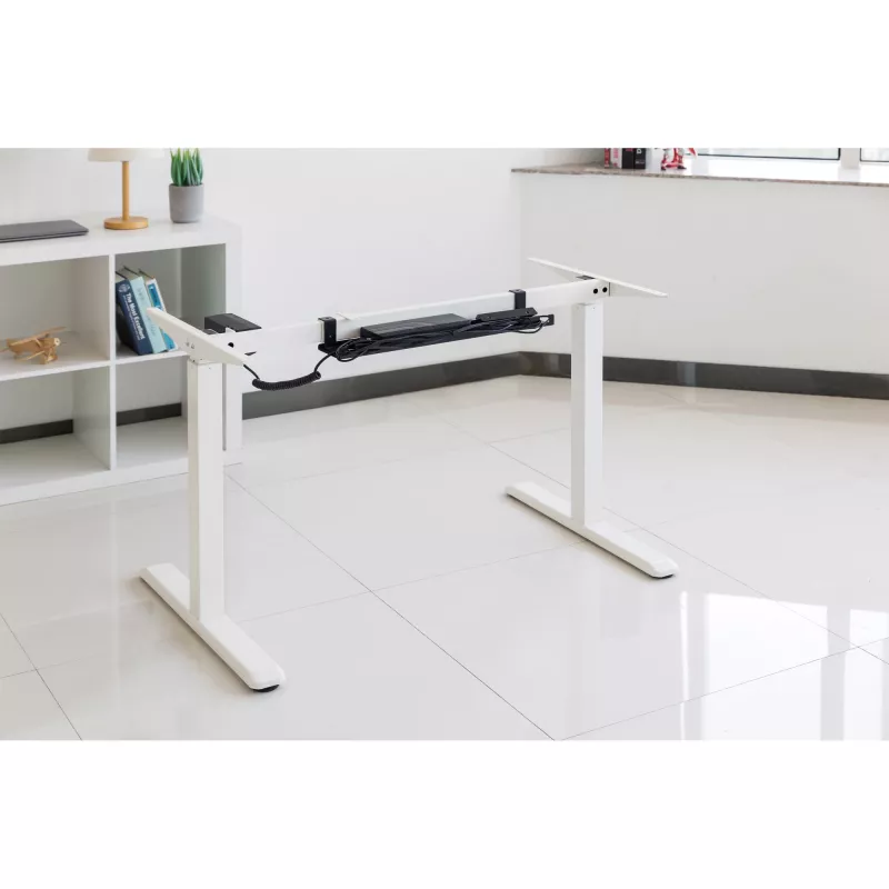 Kabeļu vadotne/plaukts zem galda montāžai InLine 131×590×74 mm, melna