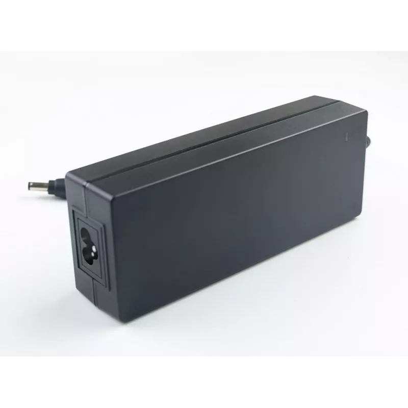 CoreParts MBXPA-AC0002 strāvas adapteris Iekštelpām 110 W Melns