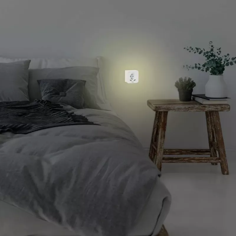 Kontaktligzdas nakts gaisma Hama 00223507 silti balta LED 3000K