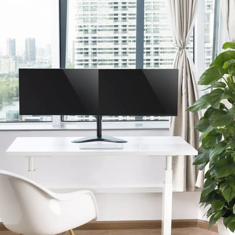 ACT brīvi stāvošs divu monitoru rokturis AC8320 Maksimālais svars 16 kg Minimālais ekrāns 33 cm Maksimālais ekrāns 81,3 cm