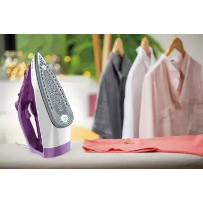 Tefal FV2836 Dry & Steam gludeklis keramikas zole 2400 W violeta, balta