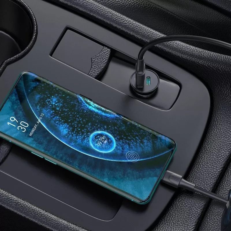 Techly Mini automašīnas lādētājs USB-A un USB-C Quick Charge 3.0 38 W, melnā metāla korpusā