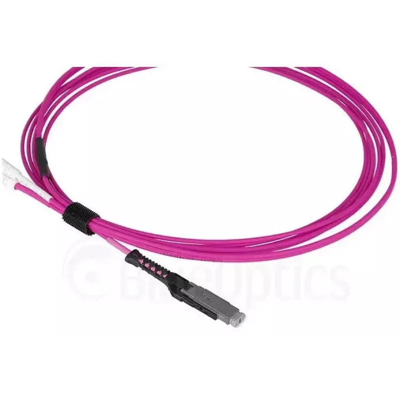 Optiskās šķiedras kabelis BlueOptics SFP9231FU7.5MK MDC LC OM4 7,5 m fuksīna krāsā