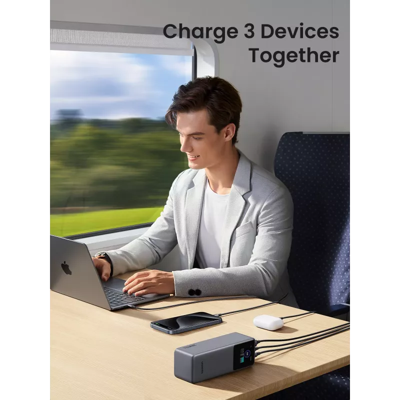Ugreen 25000mAh 200W ātrās uzlādes ārējais akumulators pelēks