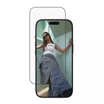 Ekrāna aizsargs PanzerGlass SAFE. by iPhone 17 Pro — īpaši platas PET plēves ar melnu rāmi, sausa uzstādīšana, izturīgs pret skrāpējumiem un triecieniem
