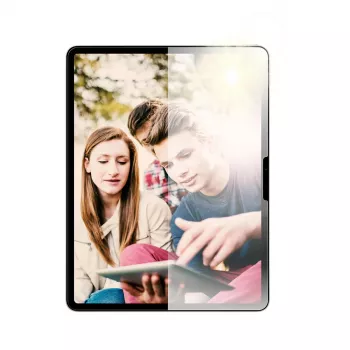 PanzerGlass ® pretatstarojošs Armor ekrāna aizsargs iPad Air 13 collas (2024-2026) | Pro 13 collas (2024-2025) | Īpaši plats piegulums ar FastFit rīku