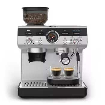 Espresso automāts KRUPS XP801T pusautomātiskais ar iebūvētu dzirnaviņu, 3 L ūdens tvertne, 2 krūzīšu padeve, melns/nerūsējošais tērauds