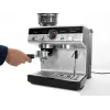Espresso automāts KRUPS XP801T pusautomātiskais ar iebūvētu dzirnaviņu, 3 L ūdens tvertne, 2 krūzīšu padeve, melns/nerūsējošais tērauds