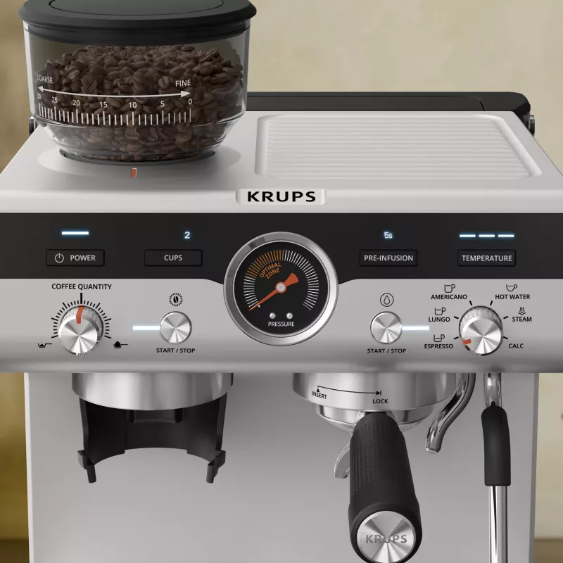 Espresso automāts KRUPS XP801T pusautomātiskais ar iebūvētu dzirnaviņu, 3 L ūdens tvertne, 2 krūzīšu padeve, melns/nerūsējošais tērauds