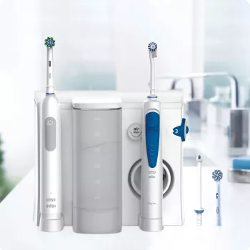 Oral-B Idropulsore Health Center pieaugušajiem rotējoši oscilējoša zobu birste zila, balta