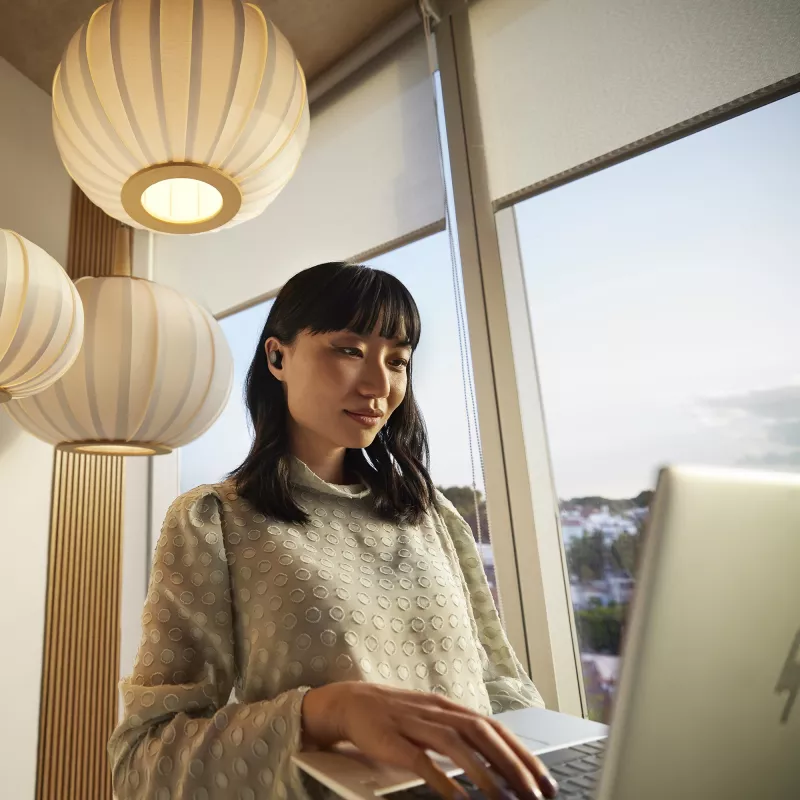 HP Poly Voyager Free 20 pelēkas austiņas + Basic Charge Case, pelēks, Ķīna, aktīva, Windows 10, Windows 11, MacOS, 157 mm