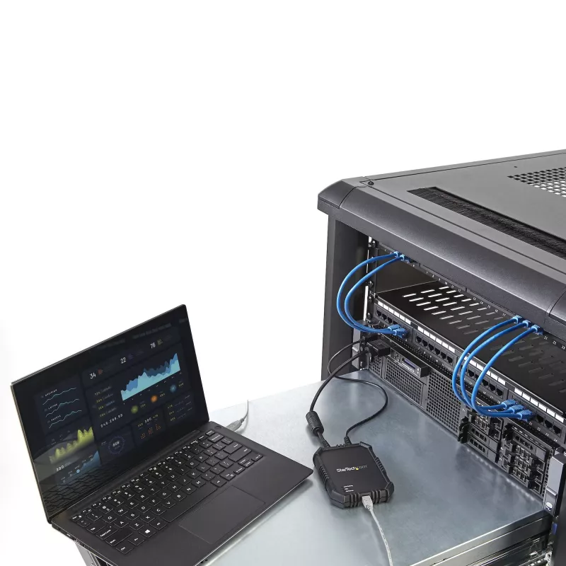 StarTech.com klēpjdatora-servera KVM konsole ar izturīgu korpusu