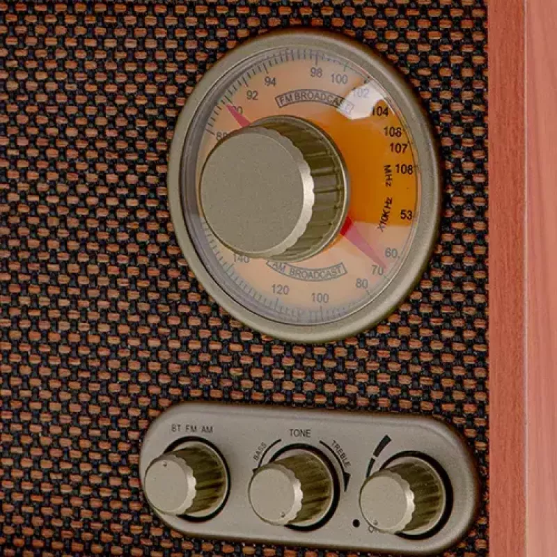 Pārnēsājams radio Adler AD 1171 — AM/FM, 10 W RMS, Bluetooth, ārējā antena, bronzas, 290×200×172 mm
