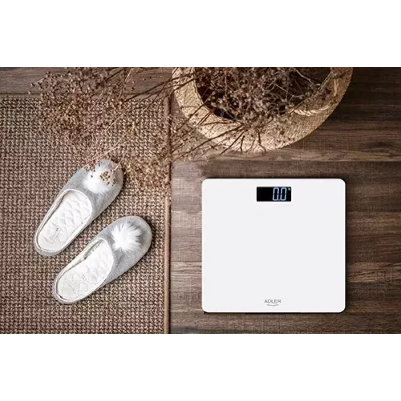 Elektroniskie personiskie svari Adler AD 8157W