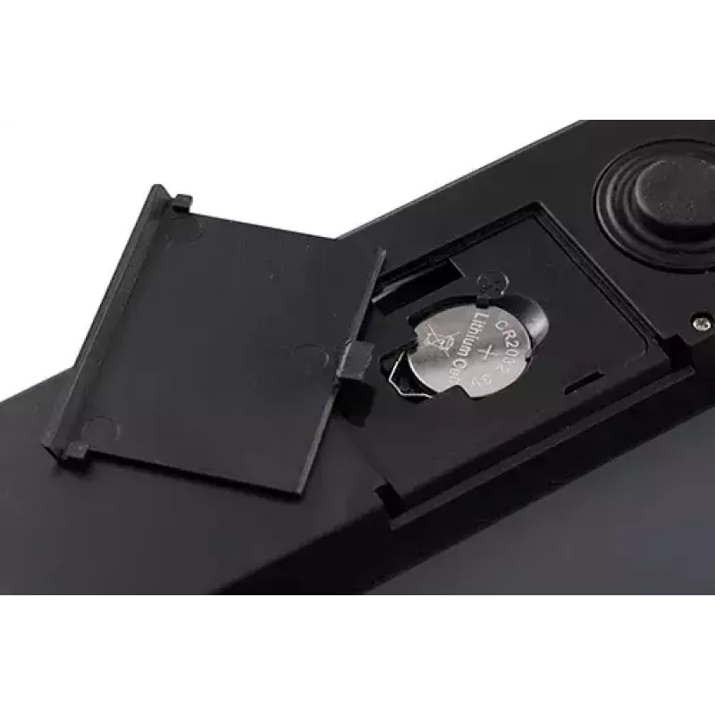 Elektroniskie personiskie svari Adler AD 8157W