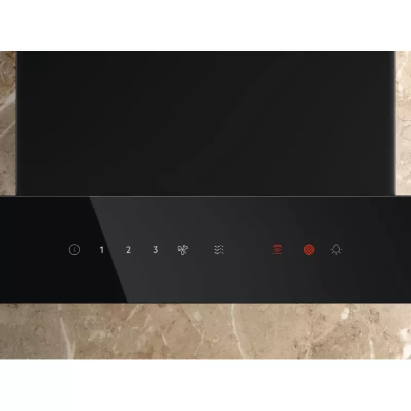 Electrolux LFT816K Sienas stiprināms tvaika nosūcējs melnā krāsā 600 m³/h