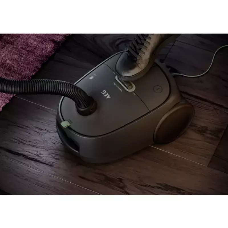 Tvertnes putekļsūcējs AEG AB61C2OKO