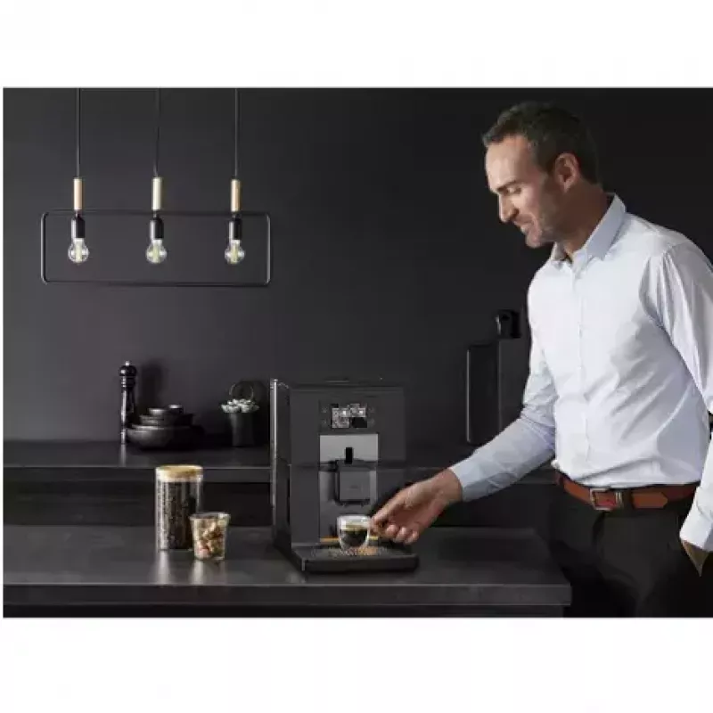 Espresso kafijas automāts KRUPS EA875U 3 L ūdens tvertne, 250 g pupiņu tvertne, Thermoblock, 1450 W