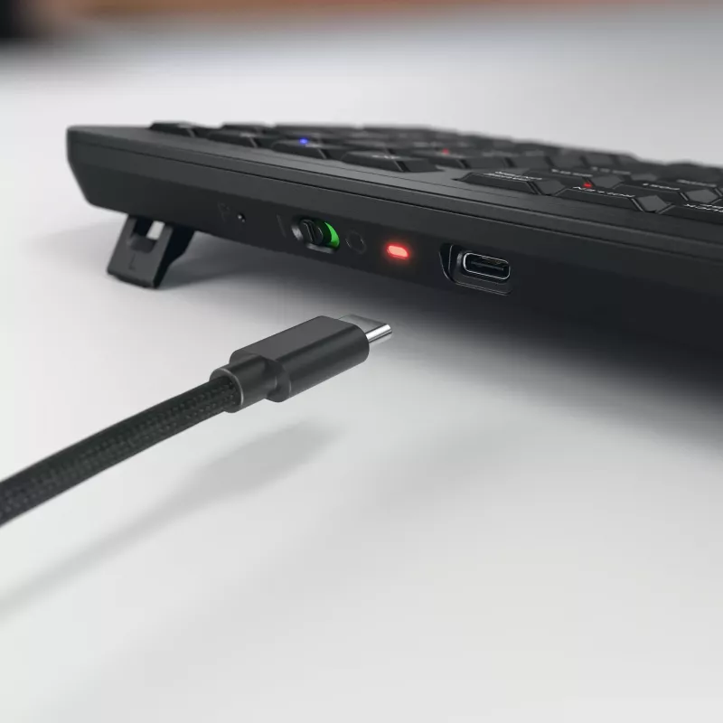 CHERRY Stream galddatoru komplekts, vadu un bezvadu, USB + RF bezvadu + Bluetooth, Šķērveida taustiņu mehānisms, QWERTZ, LED, Melns