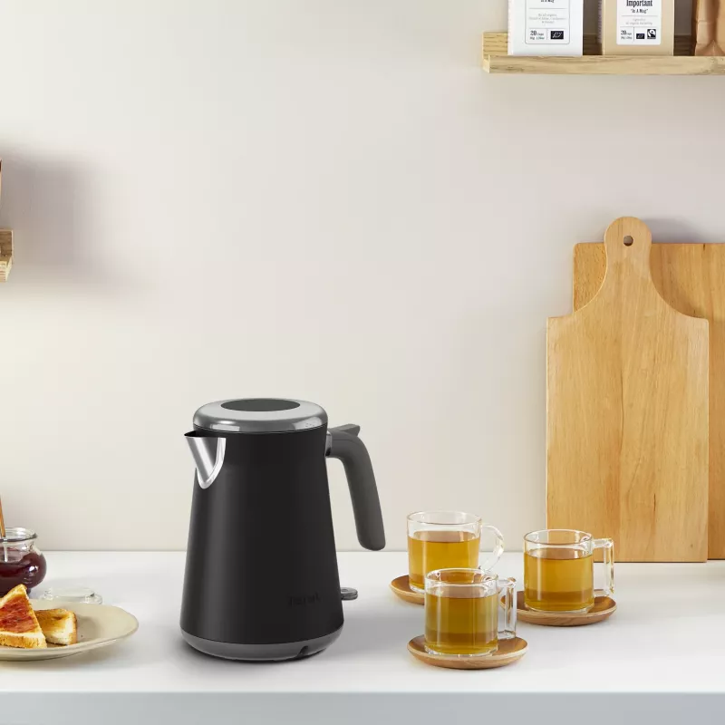Elektriskā tējkanna Tefal KI6668E0 — 1,7 L, 2400 W, nerūsējošā tērauda korpuss, melna