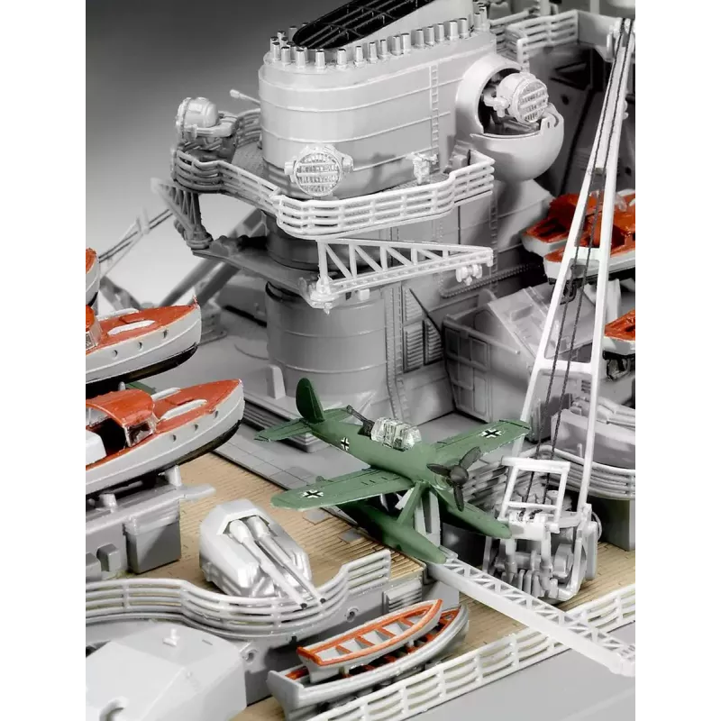 Karakuģa modelis Revell Bismarck montāžas komplekts 1:350