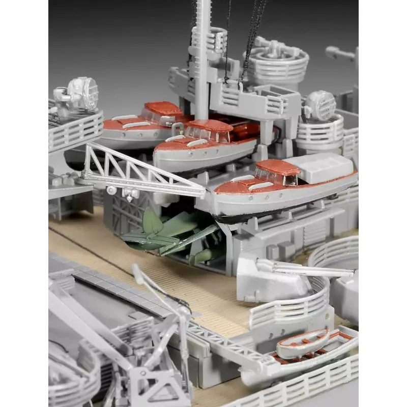 Karakuģa modelis Revell Bismarck montāžas komplekts 1:350