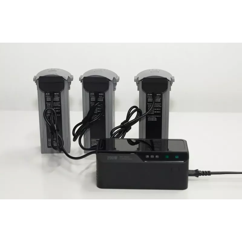 Lādētājs Autel multi-lādētājs EVO Max sērijai modelis 102002545 — 3 baterijām, USB-C, 120 W lādēšanas jauda, 100–240 V ieeja