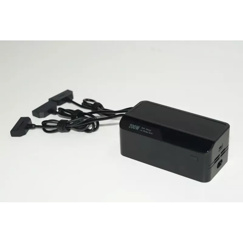 Lādētājs Autel multi-lādētājs EVO Max sērijai modelis 102002545 — 3 baterijām, USB-C, 120 W lādēšanas jauda, 100–240 V ieeja