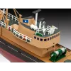 Fishing vessel model Revell North Sea Trawler
