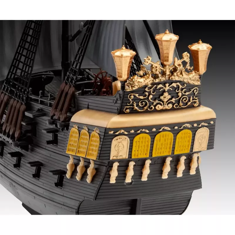 Kuģa modelis Revell 05499