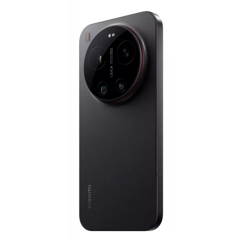 Viedtālrunis Xiaomi 17 Ultra, 6,9 collas (17,5 cm), Snapdragon 8 Elite Gen 5, 16 GB RAM, 512 GB, 50 MP trīskāršā kamera, 6000 mAh, Melna